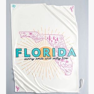 Florida oversized throw blanket with carry bag. Brand new.